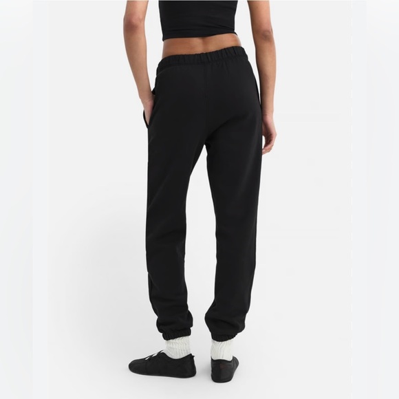 MATE the label Organic Fleece Relaxed Pocket Sweatpant in jet black size large - Picture 3 of 11